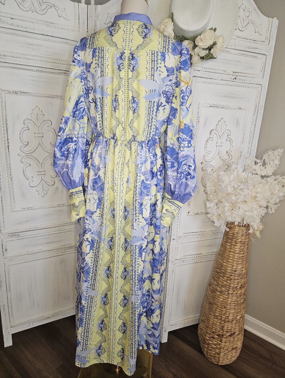 White Sandstorm Kalliope Floral Blue & Yellow Long Puffed Sleeve Maxi Dress - Picture 4 of 14